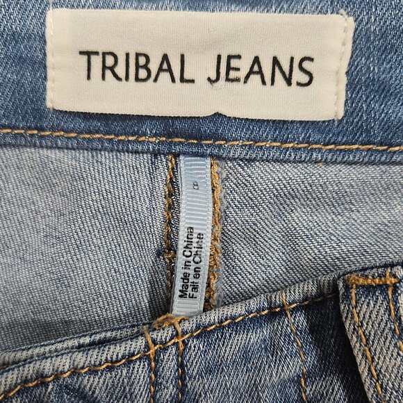Tribal Caroline Cropped Wide Leg Jeans Size 8 Light Wash Button Front - Picture 5 of 9